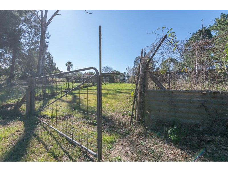 6 Cutharich Place, Moruya NSW 2537