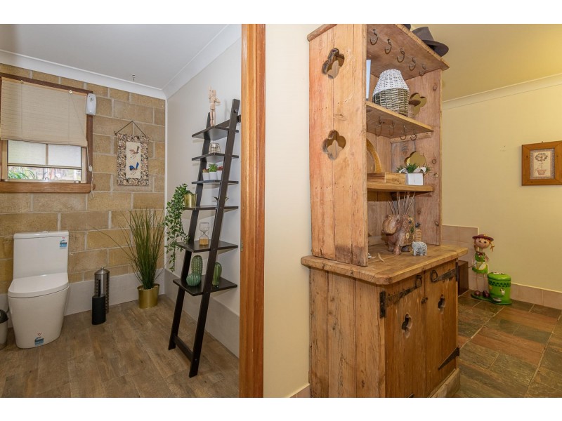 9 Wamban Road, Moruya NSW 2537