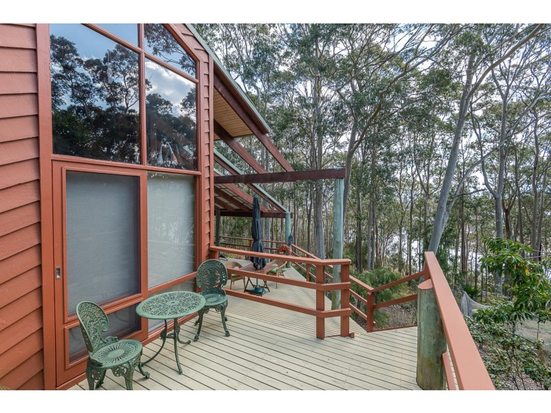 90 The Anchorage, Moruya Heads NSW 2537