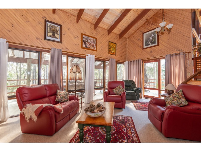 90 The Anchorage, Moruya Heads NSW 2537