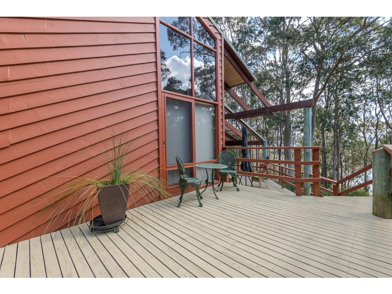 90 The Anchorage, Moruya Heads NSW 2537