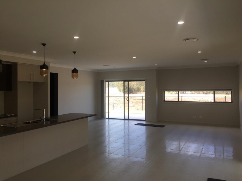 5 Doctor King Close, Moruya NSW 2537