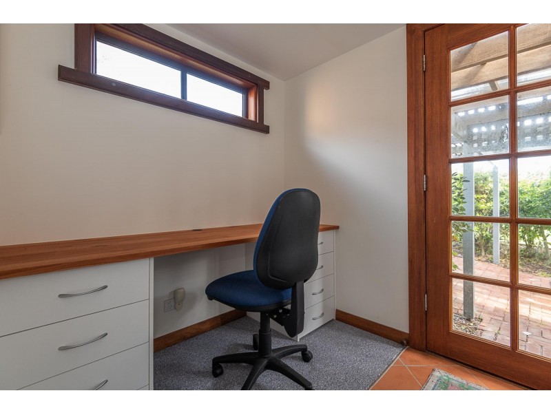 4/30 Long Point Street, Potato Point NSW 2545