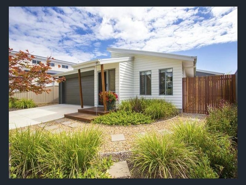 13 Conway, Broulee NSW 2537