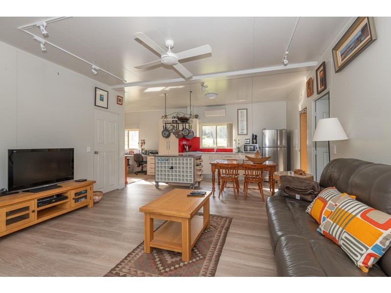 40 Boobook Court, Bodalla NSW 2545