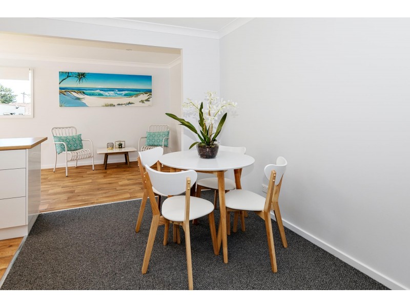 18 Pacific Road, Surf Beach NSW 2536