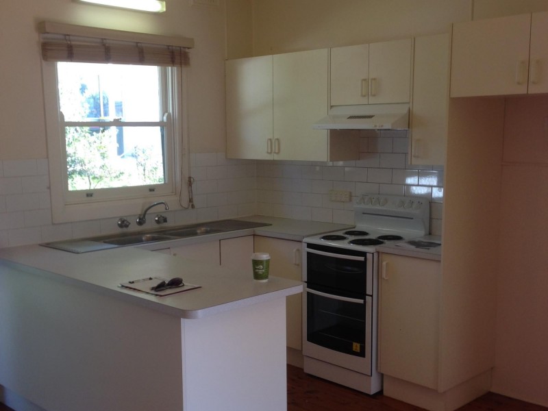 13 Millers Crescent, Moruya Heads NSW 2537