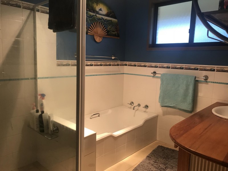 19 Luck Street, Moruya NSW 2537