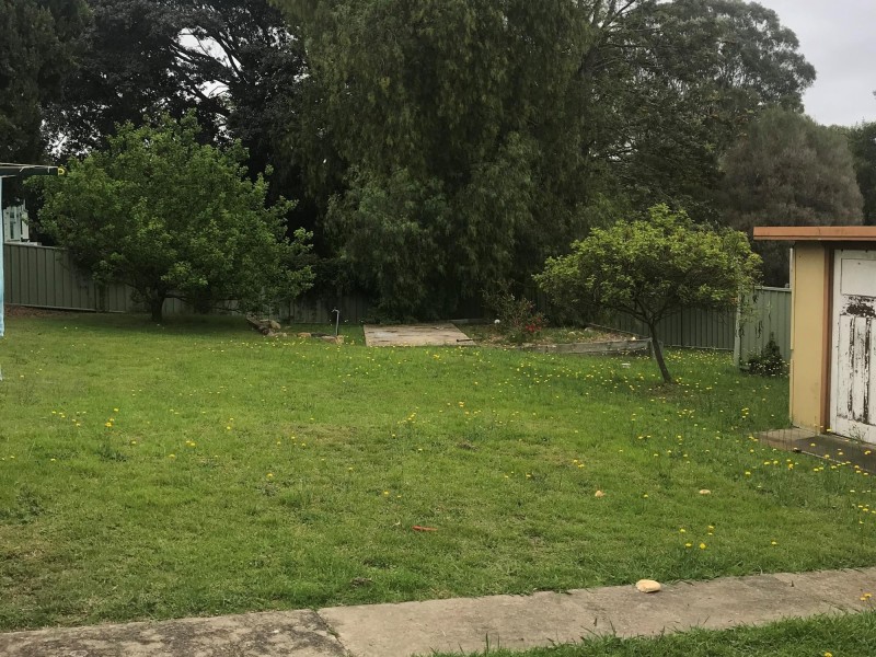 19 Luck Street, Moruya NSW 2537