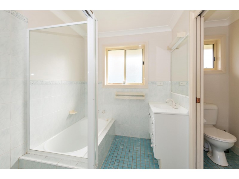 2 Panorama Parade, Moruya NSW 2537