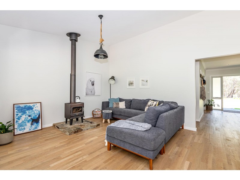 38 Collett Place, Meringo NSW 2537