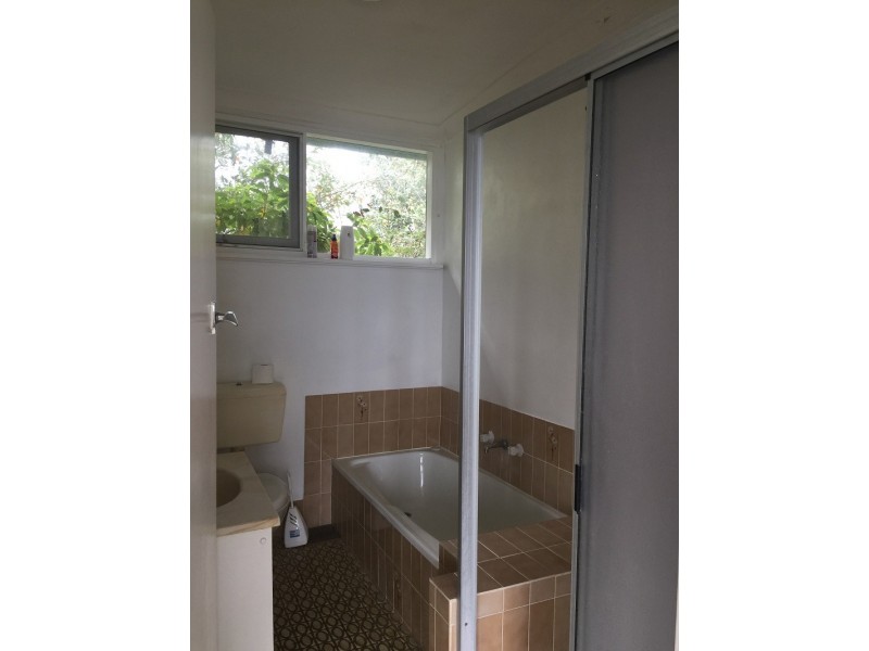 51 Tallawang Avenue, Malua Bay NSW 2536