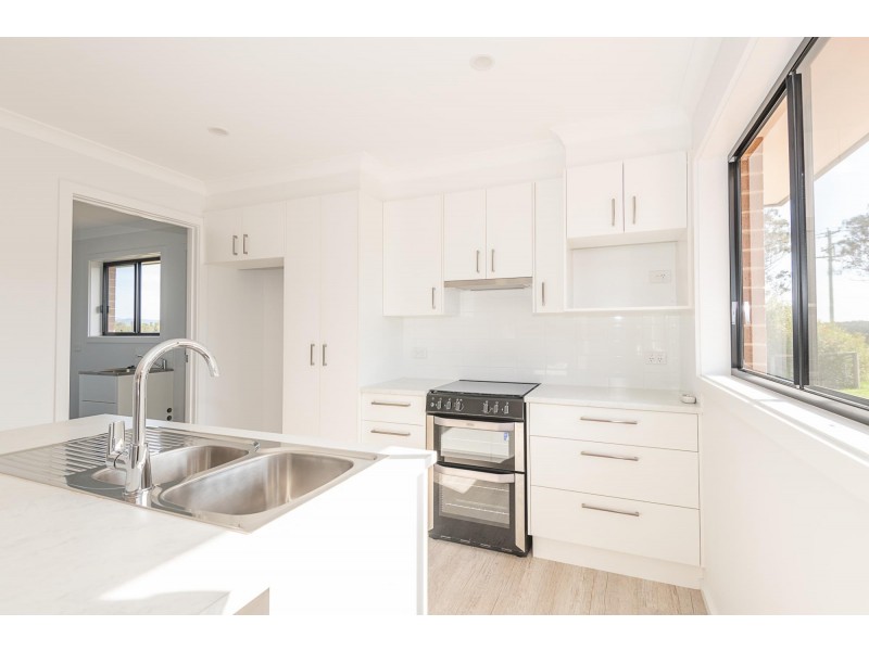 20 Joy Place, Moruya NSW 2537