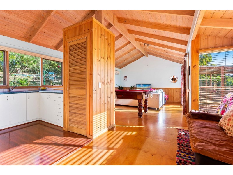 12 Jennifer Place, Moruya Heads NSW 2537