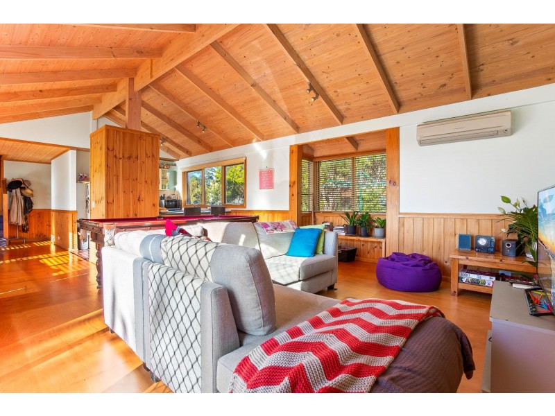 12 Jennifer Place, Moruya Heads NSW 2537