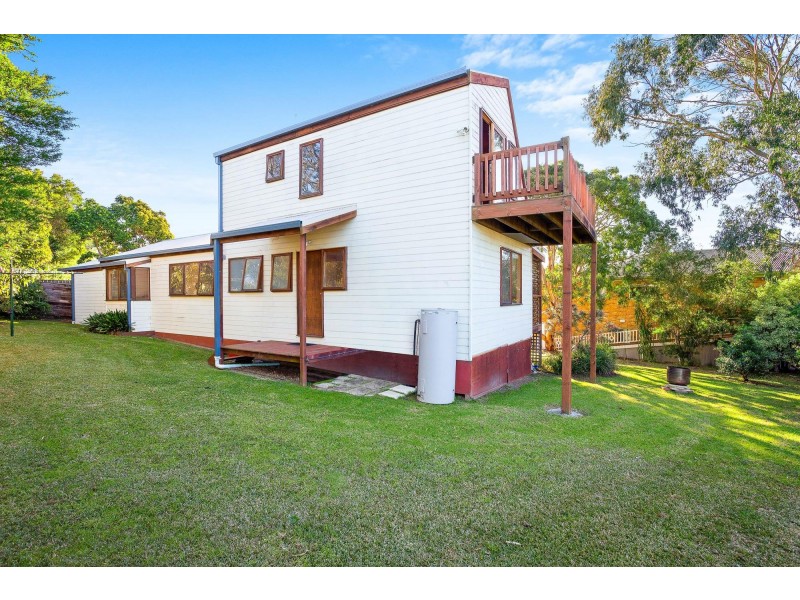 12 Jennifer Place, Moruya Heads NSW 2537