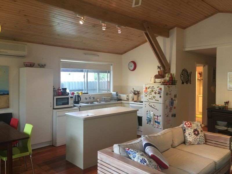 18 Candlagan Dr, Broulee NSW 2537