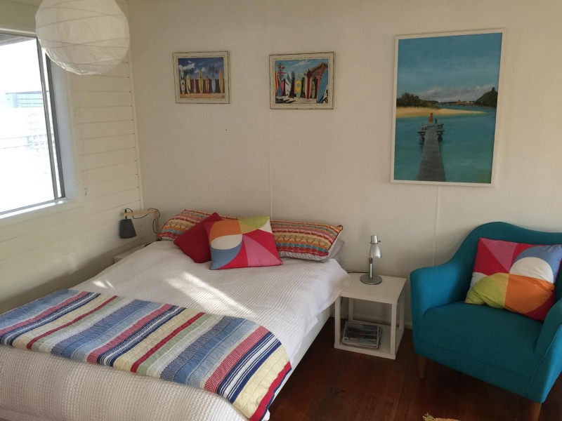 18 Candlagan Dr, Broulee NSW 2537