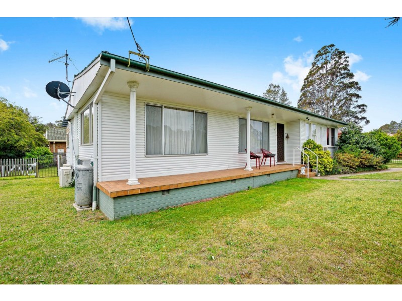 58 Bergalia Street, Moruya NSW 2537