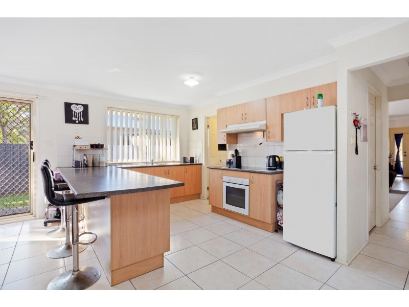 28 Yarralumla Crescent, Tomakin NSW 2537