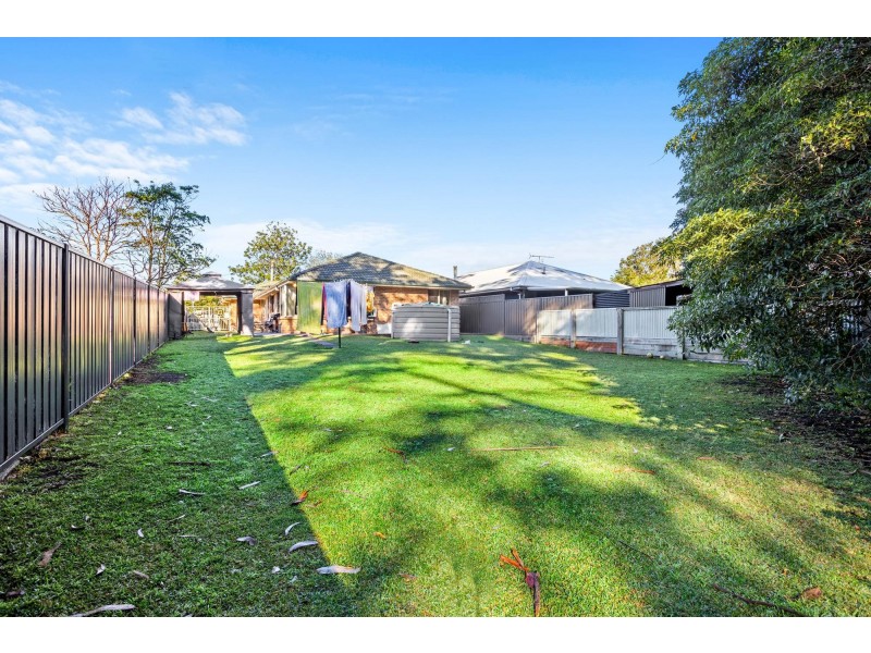 28 Yarralumla Crescent, Tomakin NSW 2537