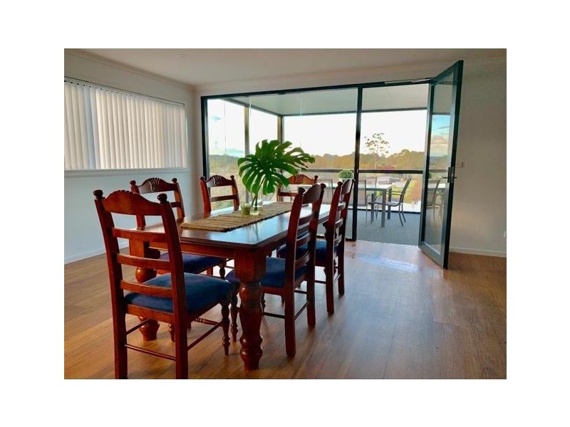 7 Swan Ridge Place, Moruya NSW 2537