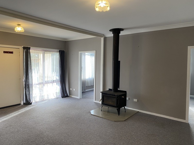 25 Francis St, Moruya NSW 2537