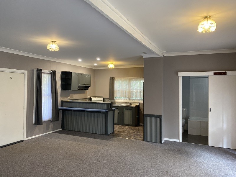 25 Francis St, Moruya NSW 2537