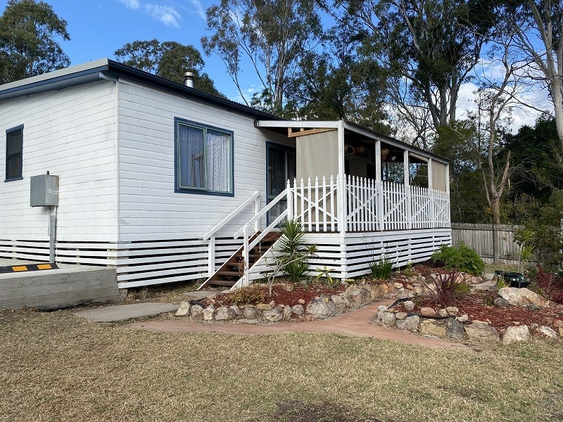 25 Francis St, Moruya NSW 2537