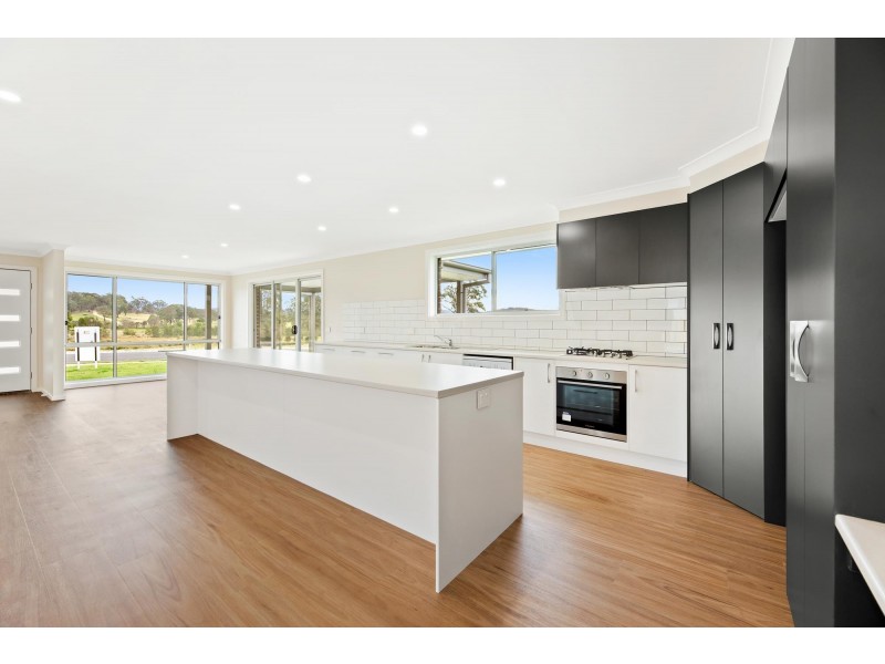 5A Holstein Street, Moruya NSW 2537