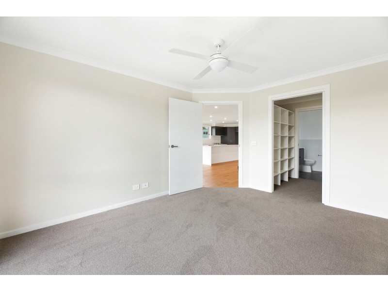 5A Holstein Street, Moruya NSW 2537