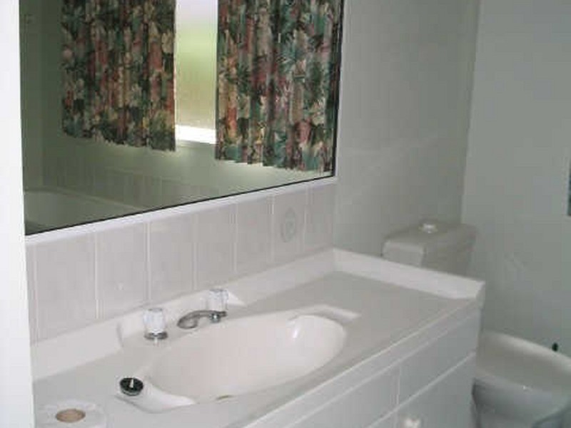 25 Lake Street, Tuross Head NSW 2537