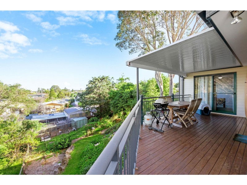 11 Forest Parade, Tomakin NSW 2537