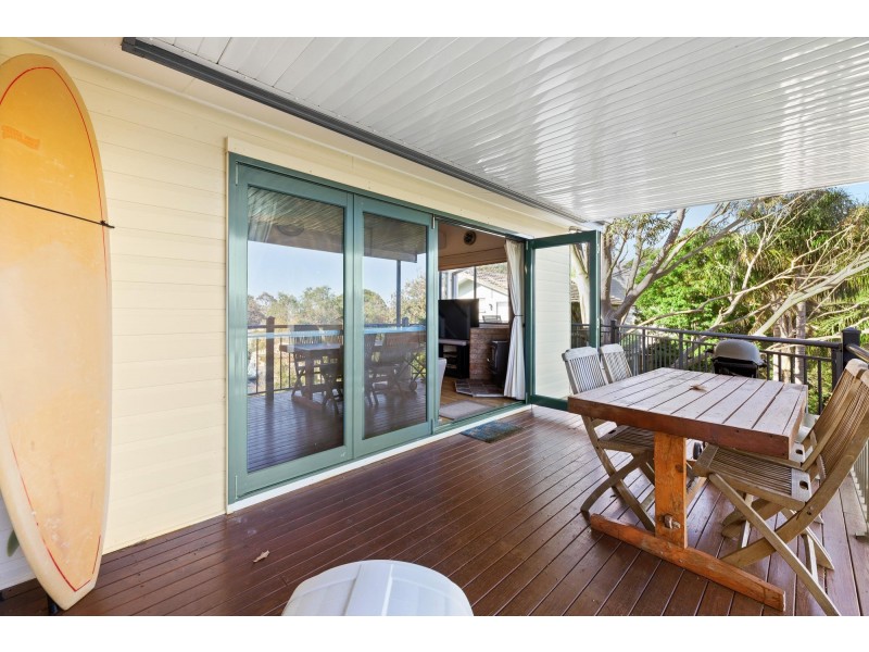 11 Forest Parade, Tomakin NSW 2537