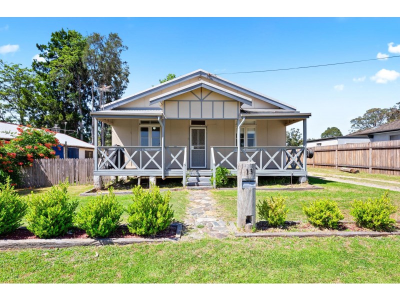 13 Queen Street, Moruya NSW 2537