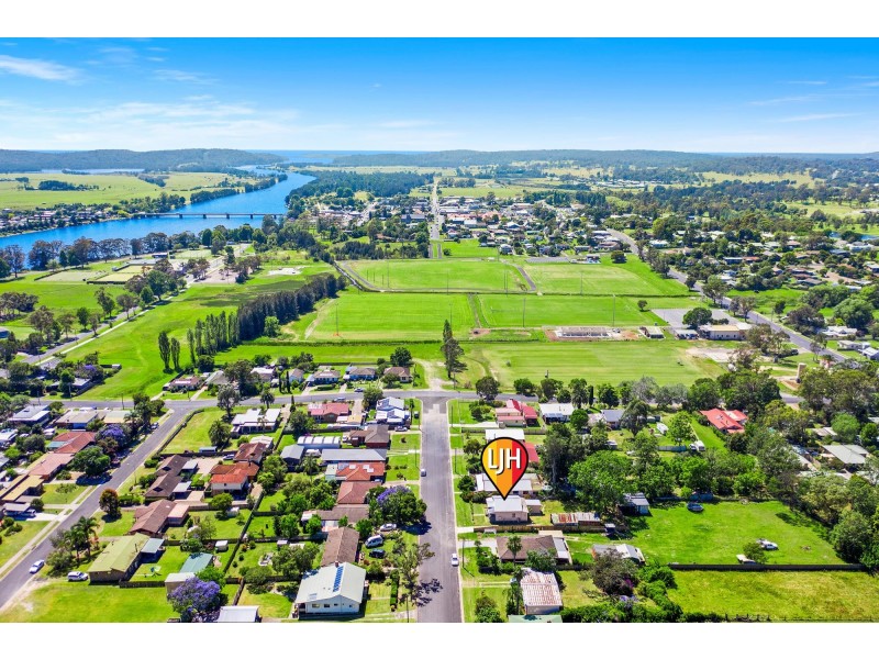 13 Queen Street, Moruya NSW 2537