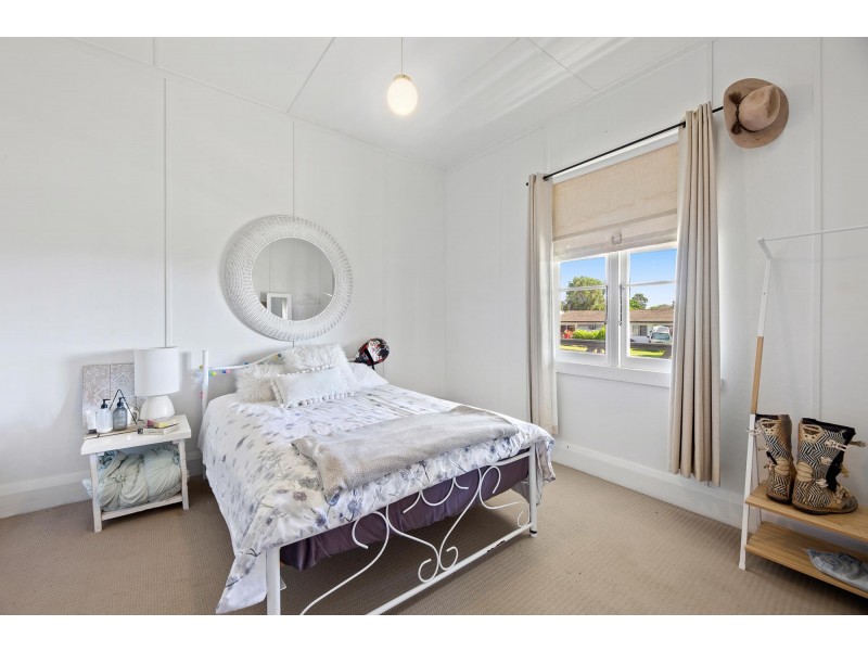 13 Queen Street, Moruya NSW 2537