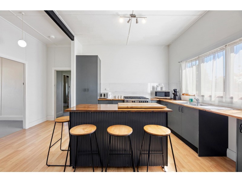 13 Queen Street, Moruya NSW 2537