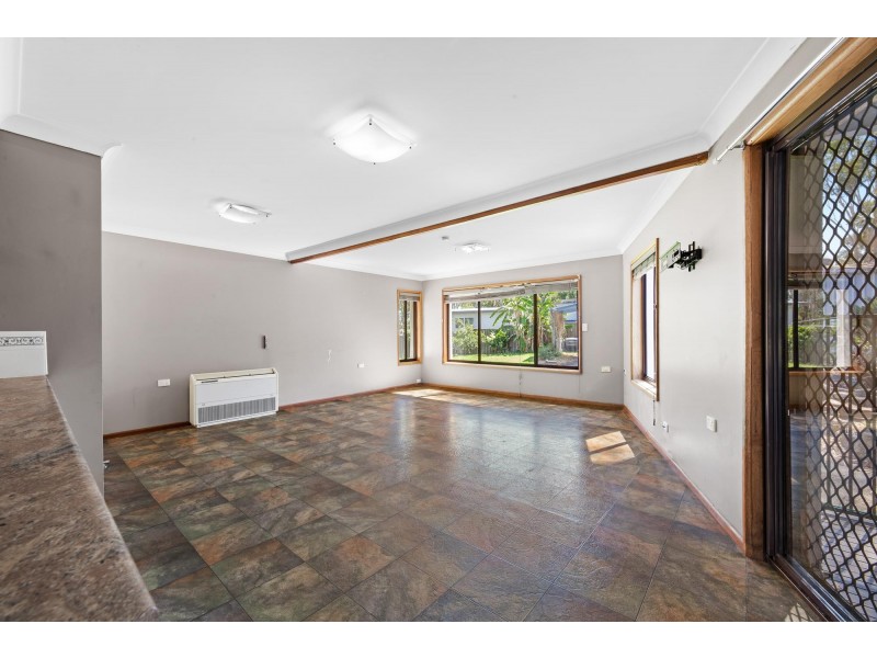 4 Spencer Street, Moruya NSW 2537