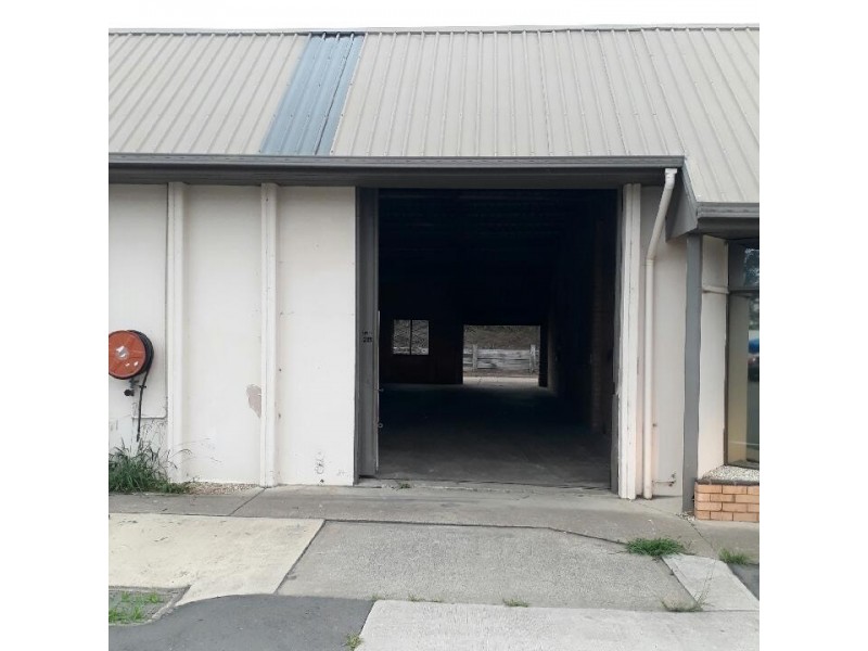 Unit 2 Yarragee Road, Moruya NSW 2537