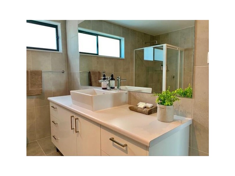 7 Swan Ridge Place, Moruya NSW 2537