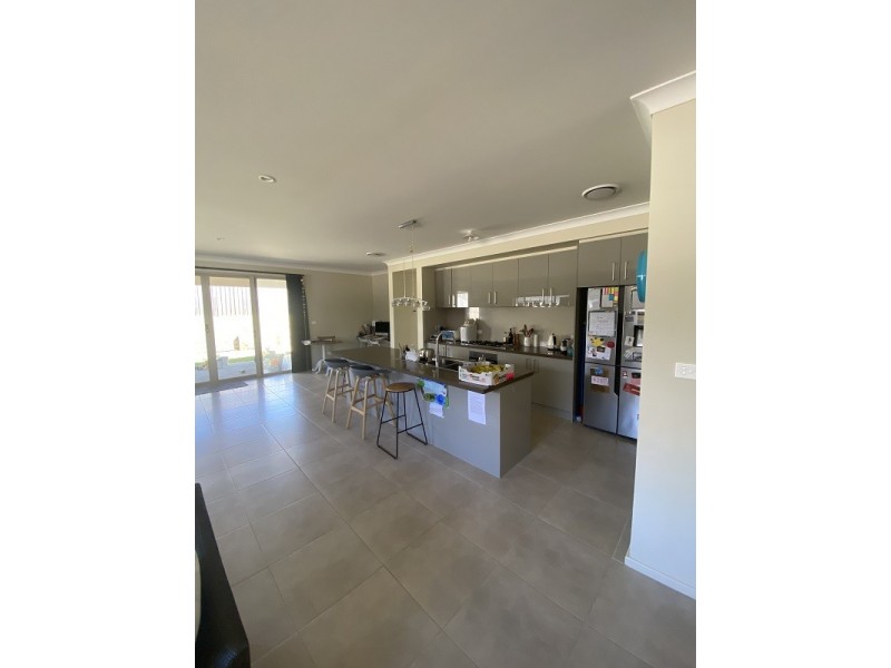 13 Ocean View Way, Tomakin NSW 2537