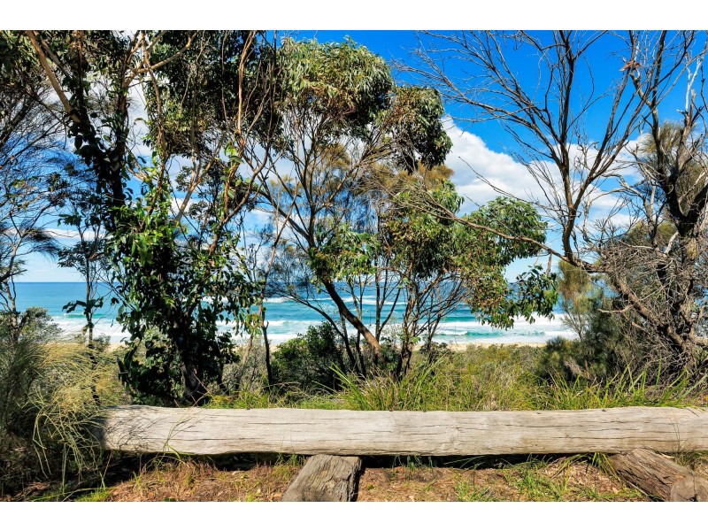 16 Point Parade, Congo NSW 2537