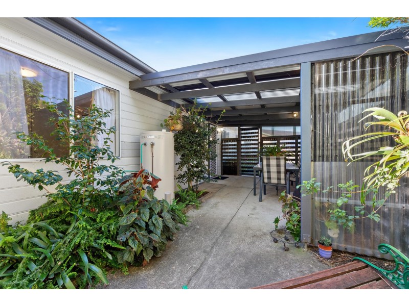 2 Ryan Place, Moruya NSW 2537