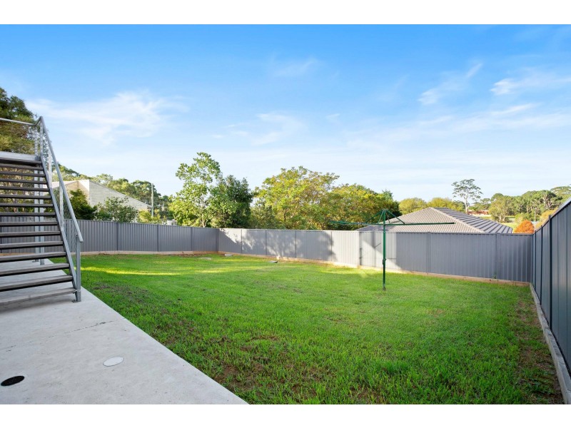 5 Swan Ridge Place, Moruya NSW 2537
