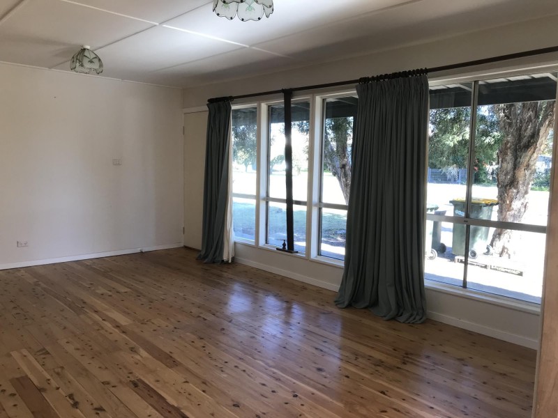 28 Haslingden St, Moruya NSW 2537