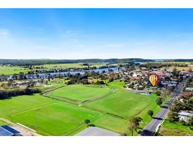 10 Evans Street, Moruya NSW 2537