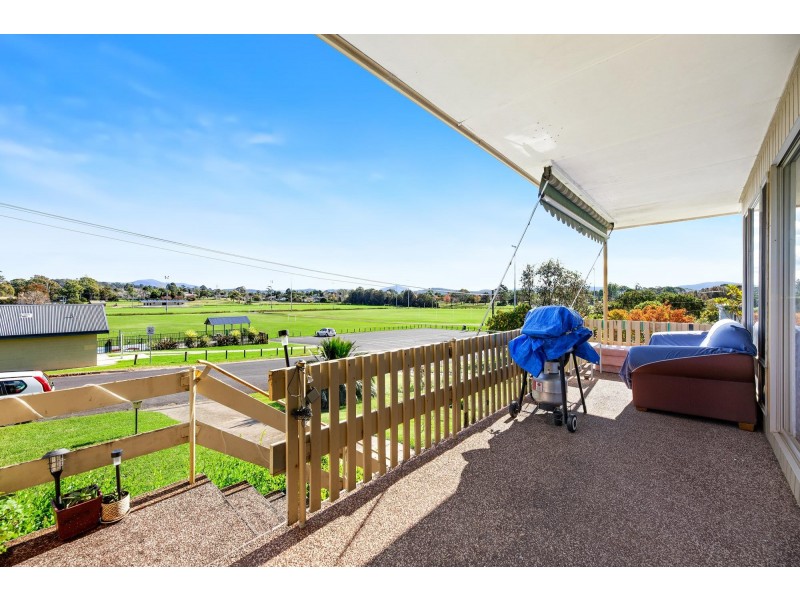 10 Evans Street, Moruya NSW 2537