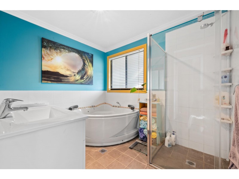 3 Woodbridge Avenue, Moruya NSW 2537