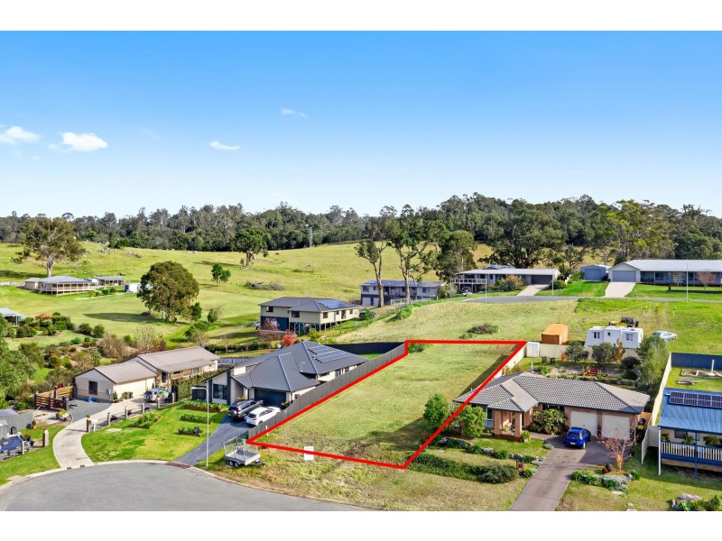 16 Patterson Close, Moruya NSW 2537